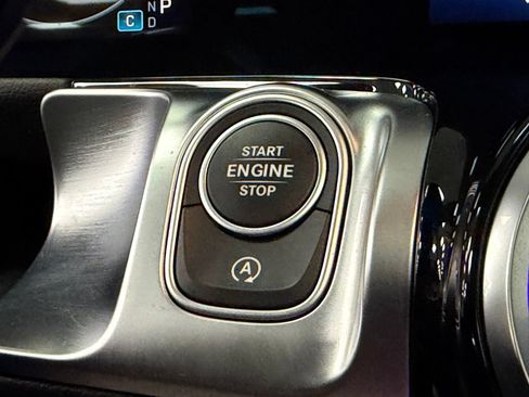 Certified 2026 Mercedes-Benz GLB 250 image 33