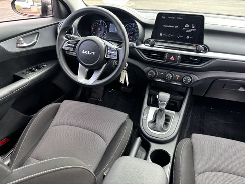 Certified 2023 Kia Forte LXS FWD image 12