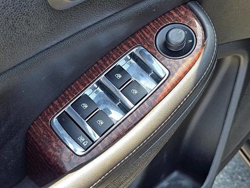 Used 2013 Chevrolet Malibu LTZ image 22