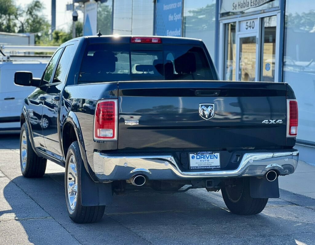 Used 2017 RAM 1500 Laramie w/ Convenience Group AWD/4WD image 3