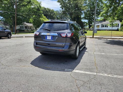 Used 2015 Chevrolet Traverse LS w/ LPO, 'HIT The Road' Package FWD image 14