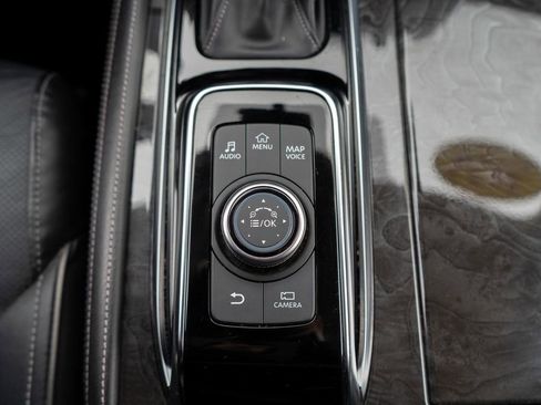 Used 2024 INFINITI QX80 Luxe image 32