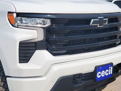 Used 2026 Chevrolet Silverado 1500 W/T w/ WT Safety Package AWD/4WD image 25