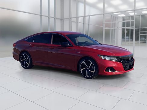 Used 2022 Honda Accord Sport image 8