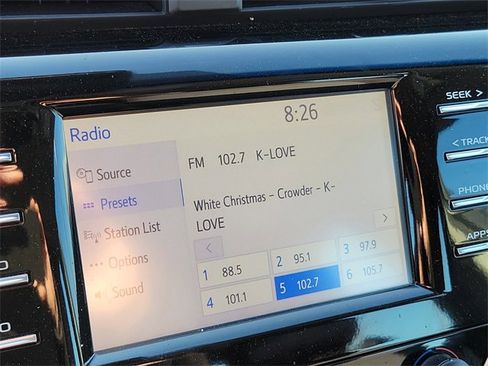 Used 2018 Toyota Camry LE image 15