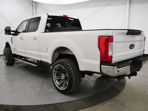 Used 2017 Ford F350 Lariat w/ Chrome Package image 5