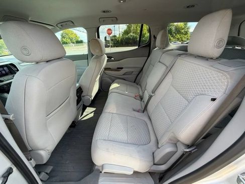 Used 2018 GMC Acadia SLE AWD/4WD image 36