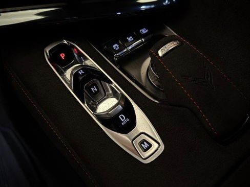 Used 2024 Chevrolet Corvette Stingray Premium Cpe w/ Z51 Performance Package RWD image 8