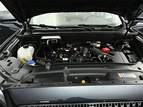 Certified 2023 Lincoln Nautilus Reserve image 31