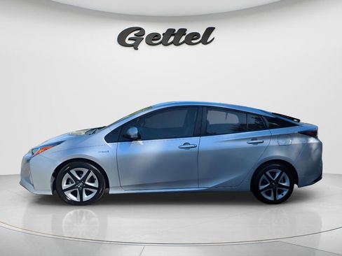 Certified 2016 Toyota Prius Four Touring w/ Premium Convenience Package image 7