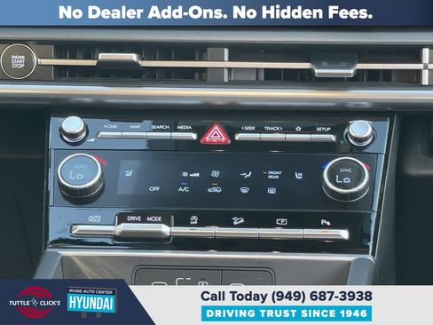 Used 2025 Hyundai Santa Fe SEL image 13