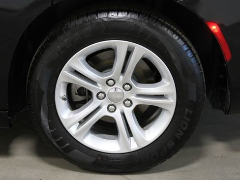 Used 2022 Dodge Charger SXT image 15