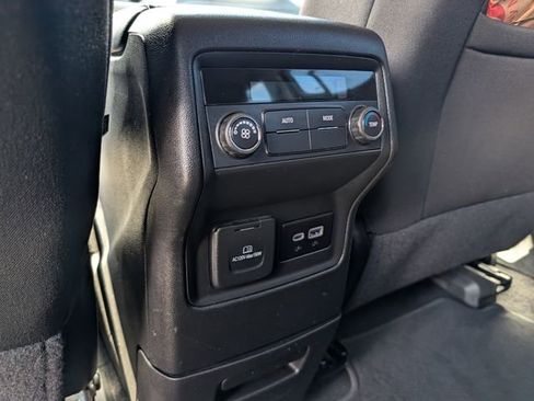 Used 2023 GMC Acadia SLE w/ Driver Convenience Package AWD/4WD image 23