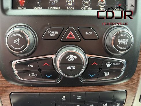 Used 2017 RAM 1500 Laramie w/ Protection Group image 41