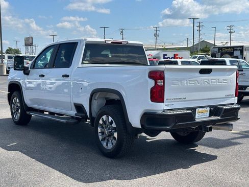 Certified 2024 Chevrolet Silverado 2500 Custom w/ Custom Value Package AWD/4WD image 5