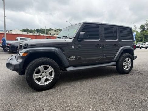Used 2019 Jeep Wrangler Unlimited Sport S AWD/4WD image 1