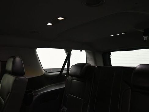Used 2019 GMC Yukon XL SLT image 21