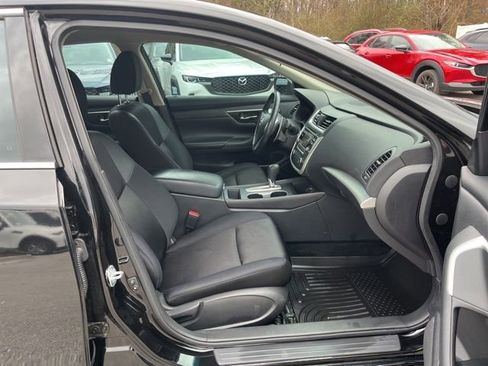 Used 2017 Nissan Altima 2.5 SR w/ Midnight Edition Package image 31