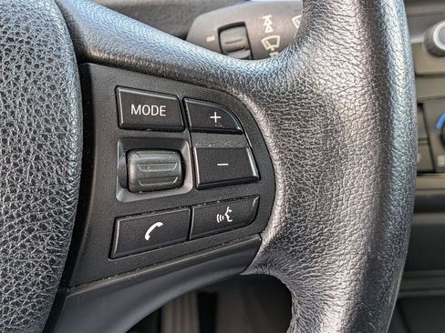 Used 2013 BMW 320i xDrive Sedan image 17