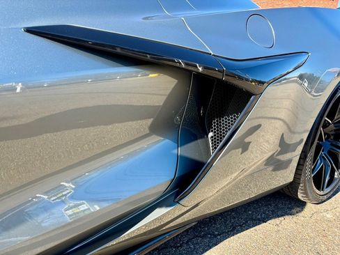 Used 2024 Chevrolet Corvette Z06 w/ Z07 Performance Package image 32