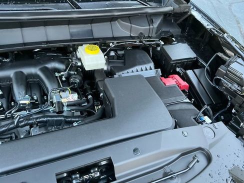 New 2025 Nissan Pathfinder Platinum w/ Cargo Package image 19