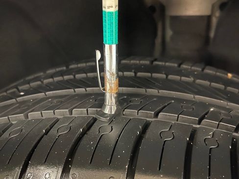 Used 2019 Audi SQ5 Premium Plus w/ Premium Plus Package image 64