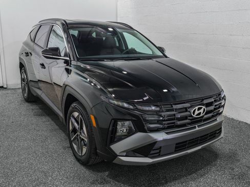 Used 2025 Hyundai Tucson SEL image 2