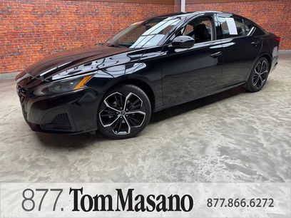 Used 2024 Nissan Altima 2.5 SR