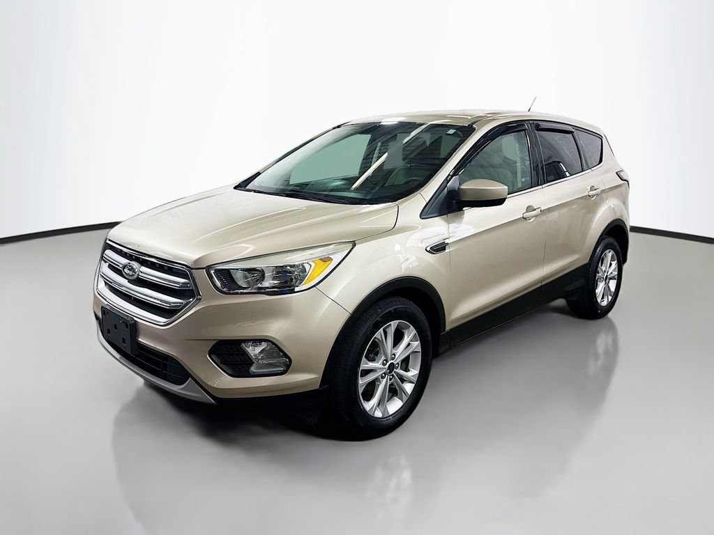 Used 2017 Ford Escape SE FWD image 5