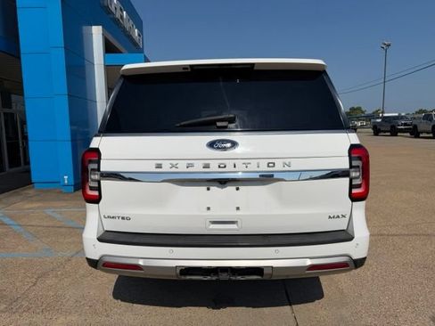 Used 2022 Ford Expedition Max Limited RWD image 4