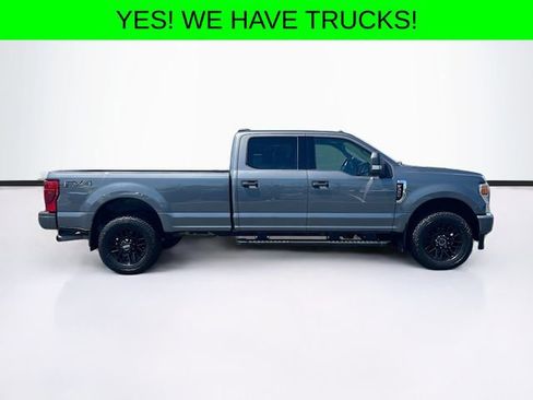 Certified 2022 Ford F350 XLT w/ Black Appearance Package AWD/4WD image 9