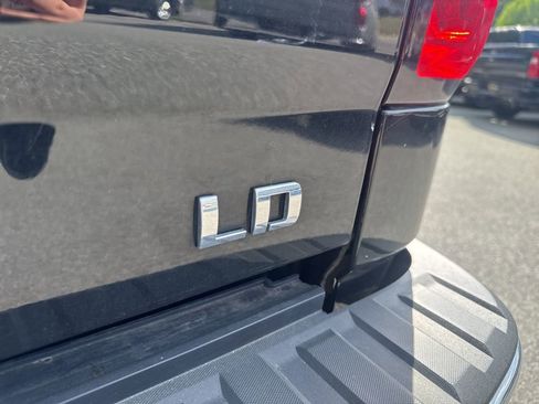 Used 2019 Chevrolet Silverado 1500 LT w/ All Star Edition image 23