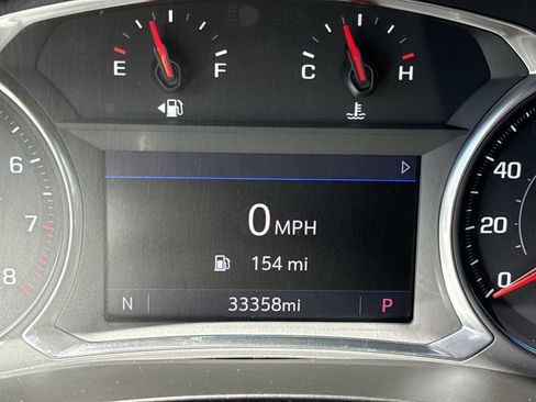 Used 2021 Chevrolet Traverse LT AWD/4WD image 15