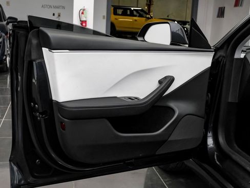 Used 2025 Tesla Model 3 Long Range image 35