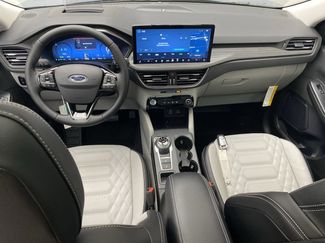 New 2024 Ford Escape SE w/ PHEV Premium Package video 3