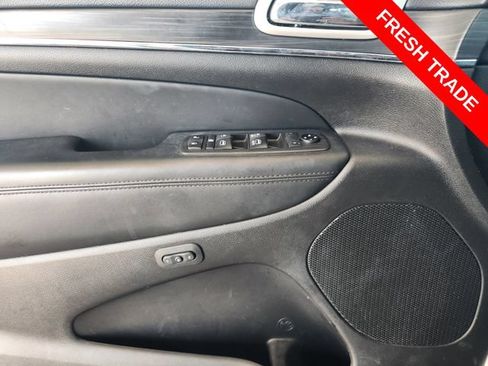 Used 2021 Jeep Grand Cherokee Limited AWD/4WD image 21