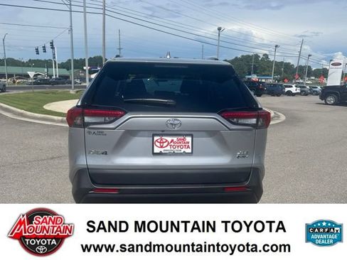 Used 2025 Toyota RAV4 XLE Premium AWD/4WD image 4