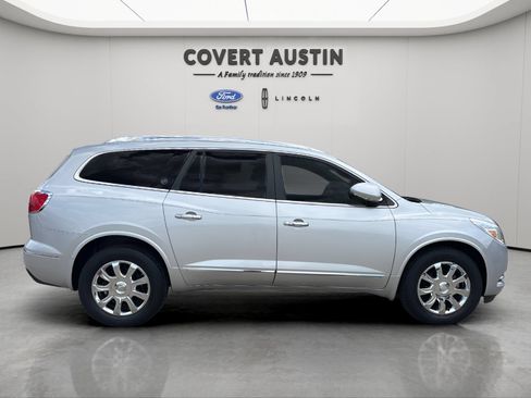 Used 2016 Buick Enclave Leather w/ Trailering Package FWD image 6