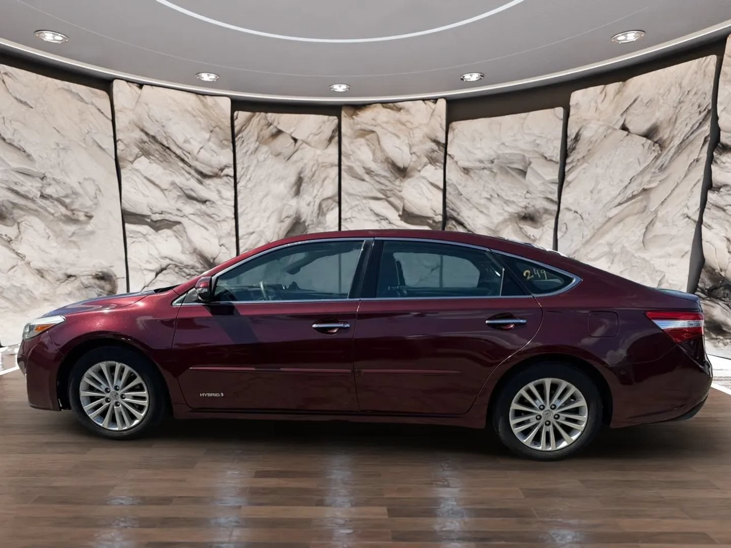 Used 2015 Toyota Avalon XLE Premium FWD image 4