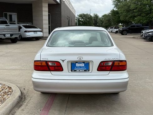 Used 1999 Toyota Avalon XL image 4