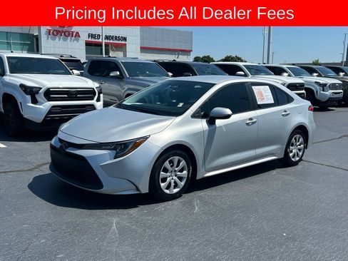 Used 2024 Toyota Corolla LE FWD image 1