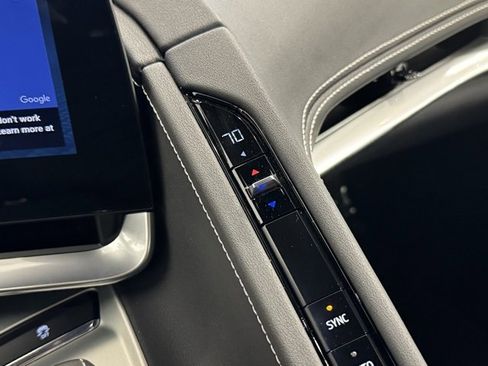 Used 2024 Chevrolet Corvette Stingray Coupe w/ Battery Protection Package image 9