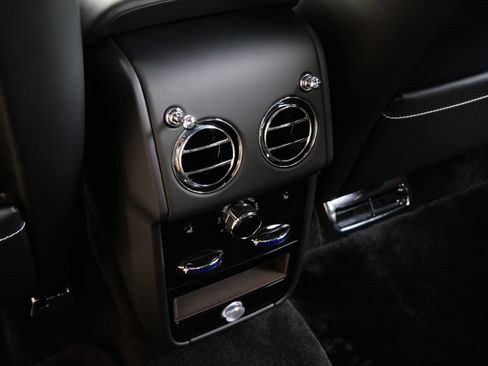 New 2026 Rolls-Royce Cullinan AWD/4WD image 28