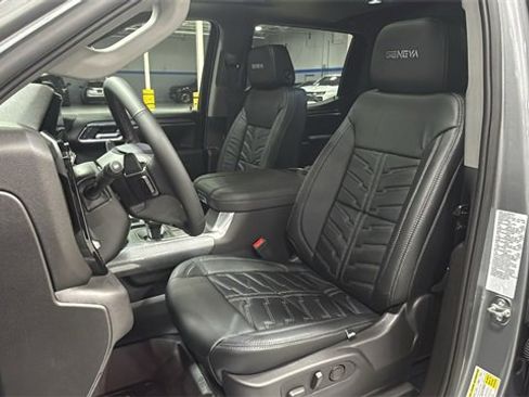 New 2025 Chevrolet Silverado 1500 RST w/ All Star Edition Plus image 16