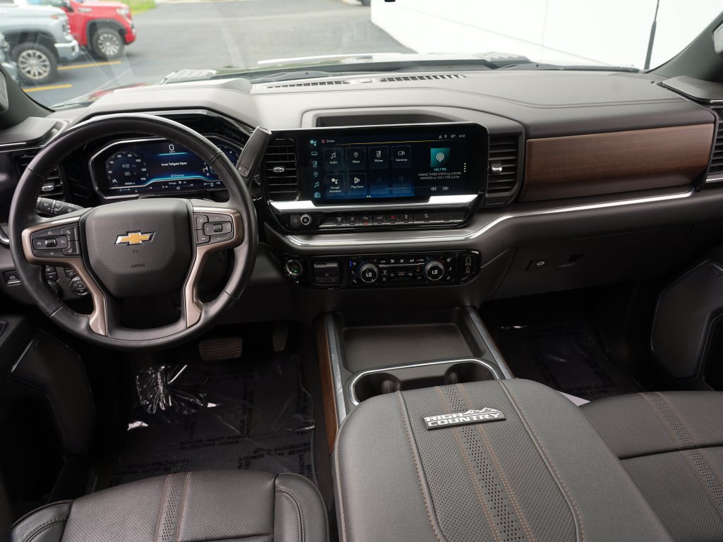 Used 2024 Chevrolet Silverado 3500 High Country w/ High Country Premium Package AWD/4WD image 28