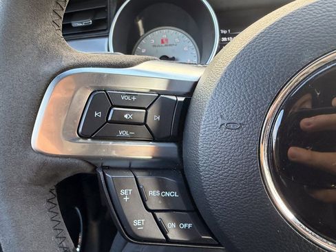 Used 2022 Ford Mustang GT Premium image 33