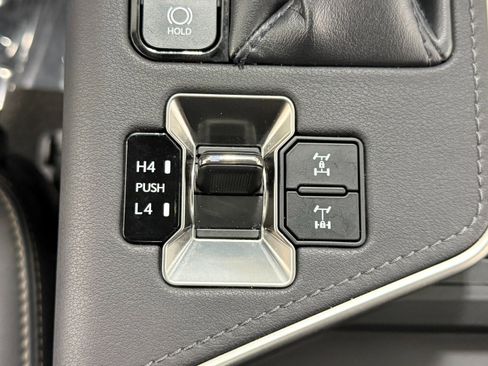 Used 2024 Lexus GX 550 AWD/4WD image 34