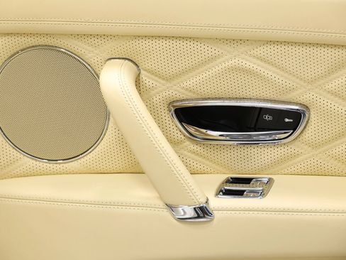 Used 2014 Bentley Flying Spur W12 AWD/4WD image 78