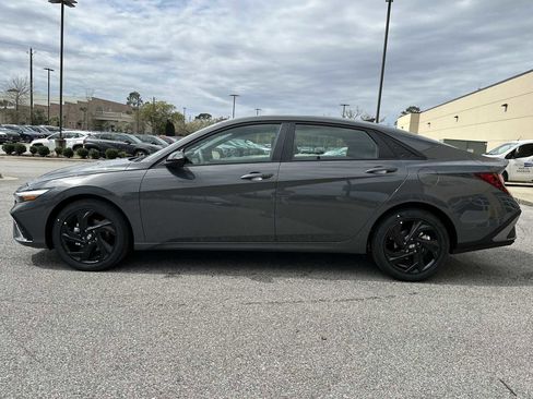 New 2026 Hyundai Elantra Sport image 4