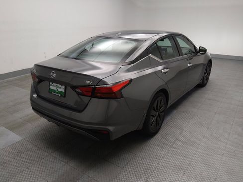 Used 2021 Nissan Altima 2.5 SV FWD image 9